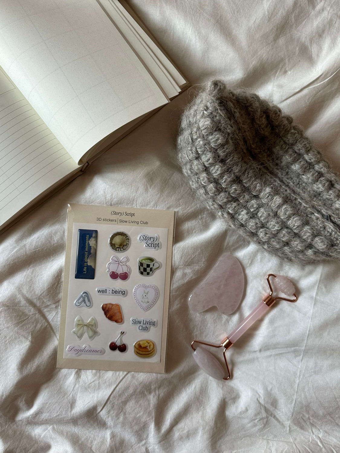 Slow Living Club &mdash; 3D стікери на телефон